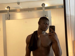 black-tbm-21-cm-pour-rencontre