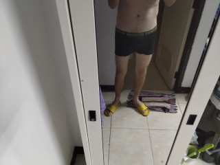 pour-homme-serieux-et-seul