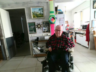 homme-handicape-60-ans-cherche-homme-pour-relation-renouvelee-et-suivie-a-rennes