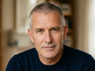 homme-dage-mur-recherche-une-femme-ou-un-couple-pour-partager-dagreables-moments-coquins