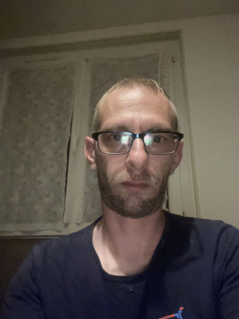 cherche-homme-actif-big-0