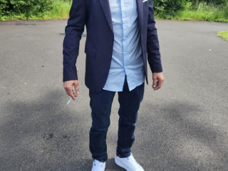 jeune-homme-recherche-couple-ou-femme