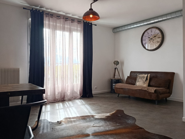 vend-appartement-f1-de-27-m2-a-tours-nord-big-1