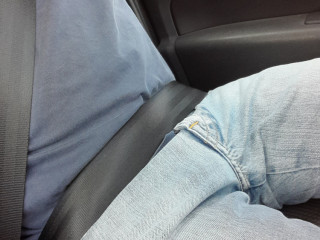 me-faire-sucer-en-voiture