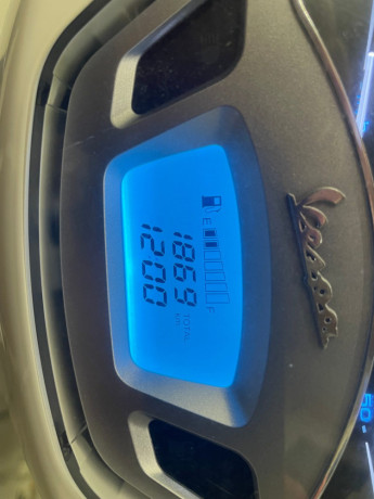 vespa-primavera-50-big-2