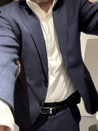 homme-cherche-a-se-faire-sucer-en-toute-discretion-big-0
