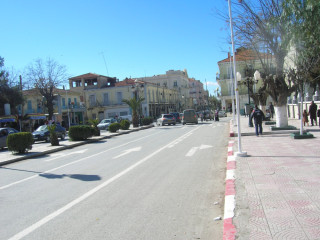 lucie-travestie-lisse