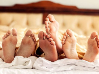 deux-hommes-bi-pour-femmes-ou-couples