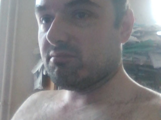 jeune-femme-brune