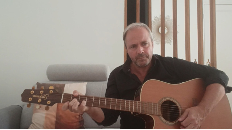 cours-de-guitare-folk-ou-electrique-big-2