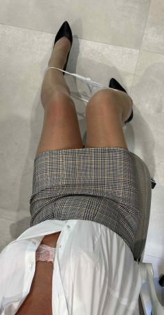 recherche-male-alpha-ou-jh-imberbe-a-feminiser-big-0