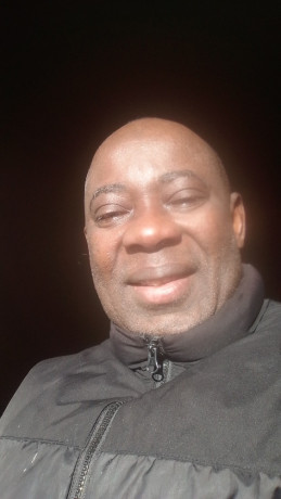 pour-femme-serieuse-big-0