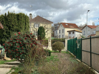 mon-visage-lecheur-de-pieds