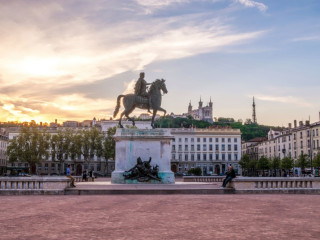 sportif-beau-corps-25ans-pour-couple-ou-femme