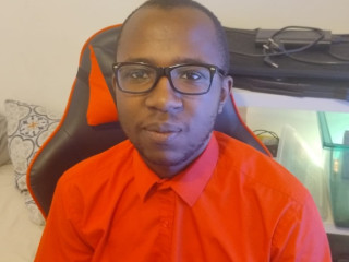 homme-timide-recherche-femme-pour-relation-serieuse