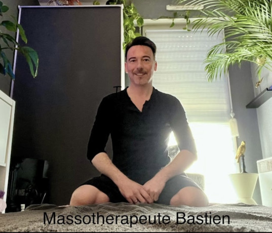 massage-pour-homme-massotherapeute-bastien-nantes-big-0