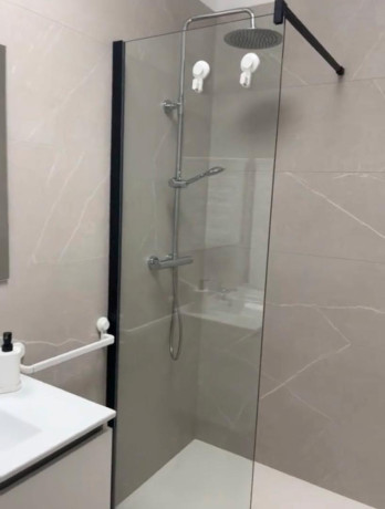 appartement-studio-meuble-de-20m2-au-3eme-etages-big-2